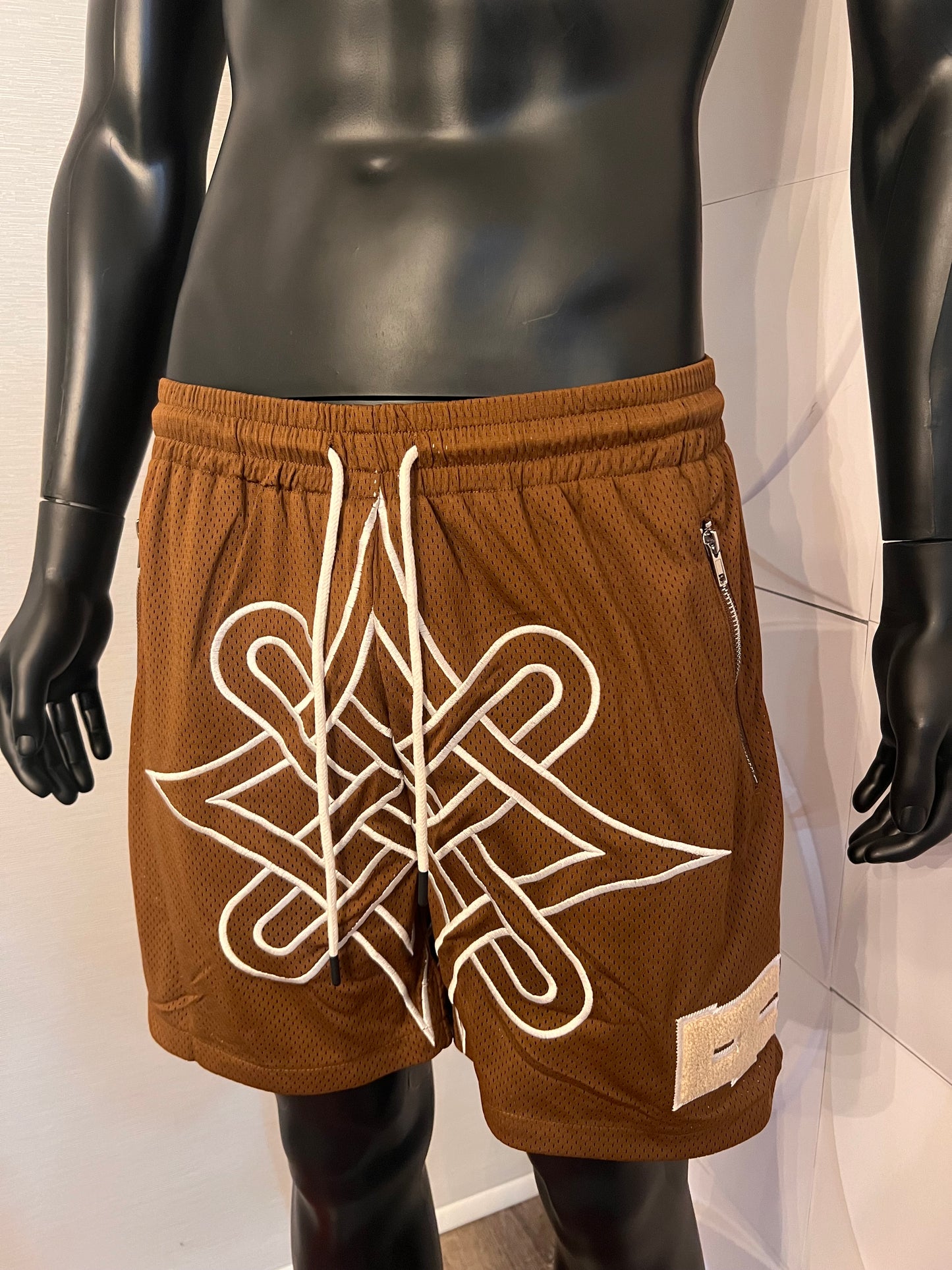 Intertwined shorts